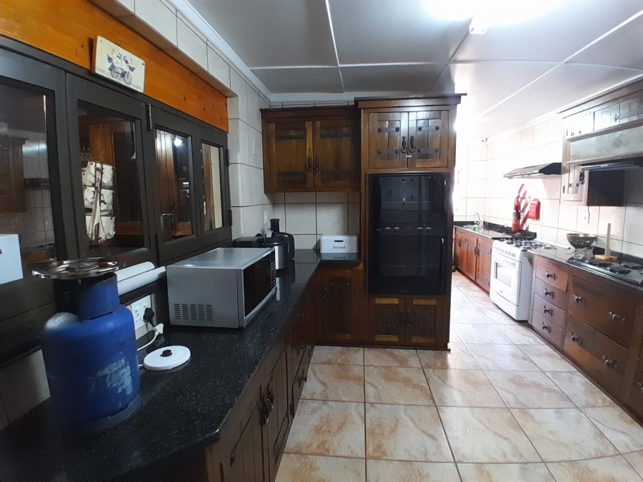 10 Bedroom Property for Sale in Kathu Northern Cape